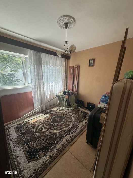 De vânzare apartament 2 camere decomandat 57 mp et 3