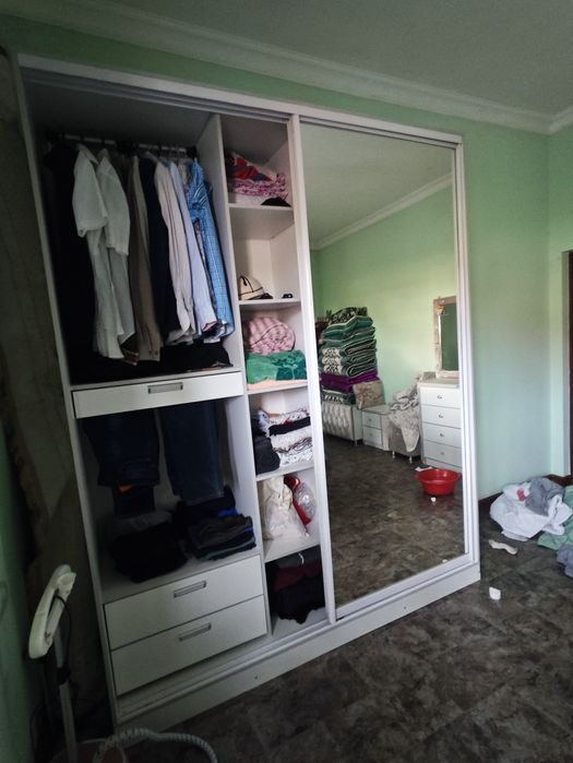 Спальная мебель белая