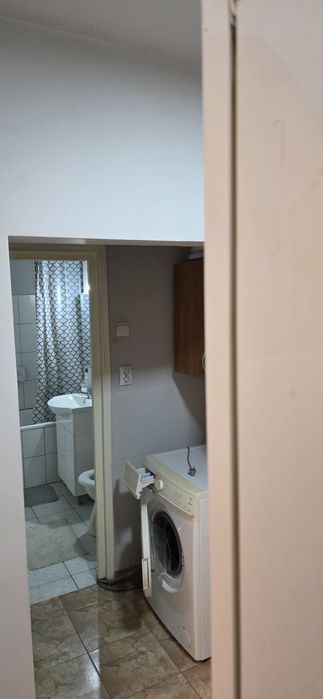 Vând apartament cu o camera