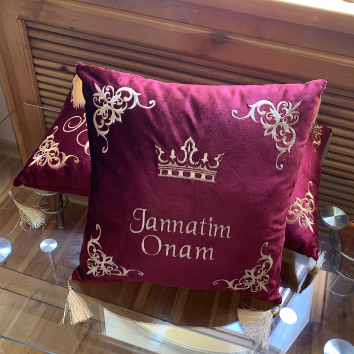 Onajonlarimiz uchun ajoyib Jannatim onam yostiqlari