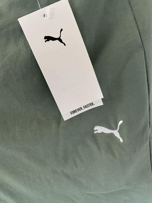 Разкроен клин Puma в цвят пистачо