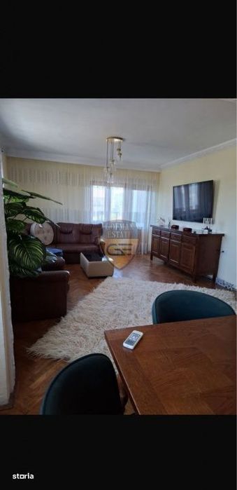 Apartament 3 camere, Zona restaurant Scoica, Universitate, parcare
