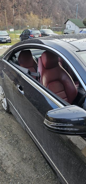 MERCEDES-BENZ E-Class 2012 — imagine 4