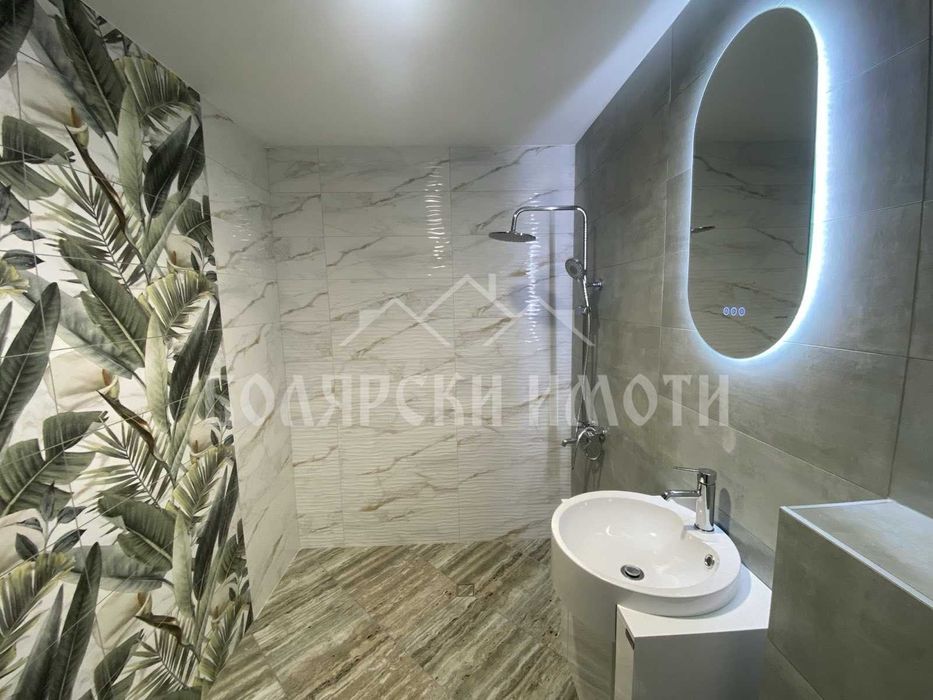 Продава се Двустаен апартамент в Велико Търново, Зона Б - 75 кв.м за 1071 €/кв.м - Снимка #10