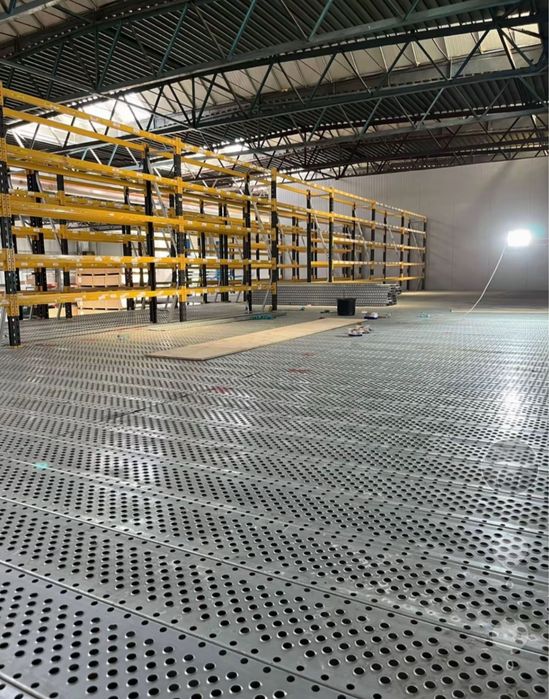 Rafturi metalice industriale