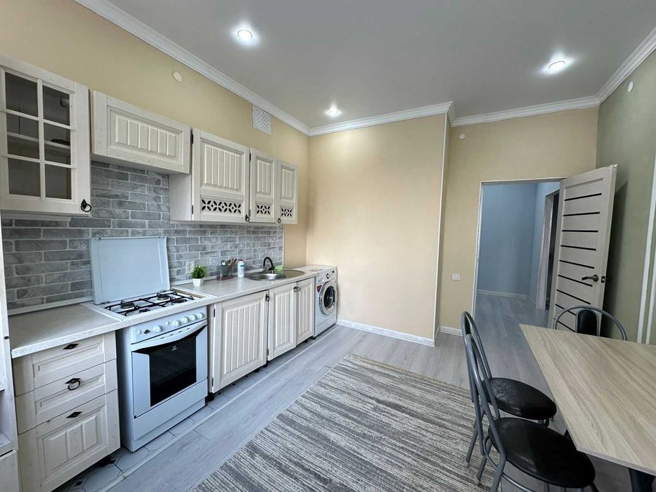 На Батысе 1 комн за 19млн