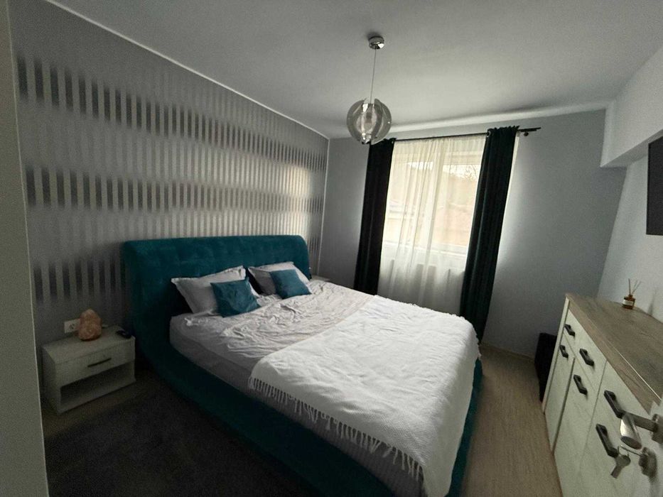 Apartament 4 camere de vânzare - Centru Ocna Mureș