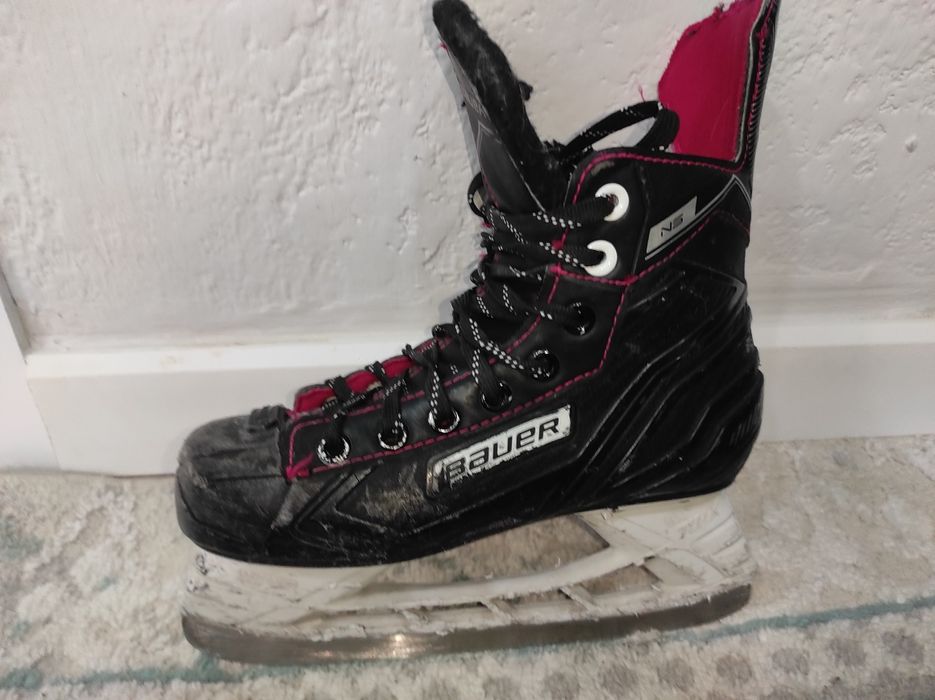 BAuer ns  коньки