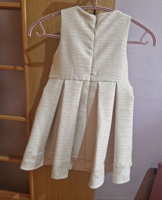 Costum pt evenimente fetita 3 ani, NOU superb IMPECABIL