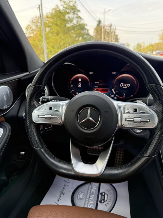 Mercedes-Benz C 180 9G - TRONIC !!