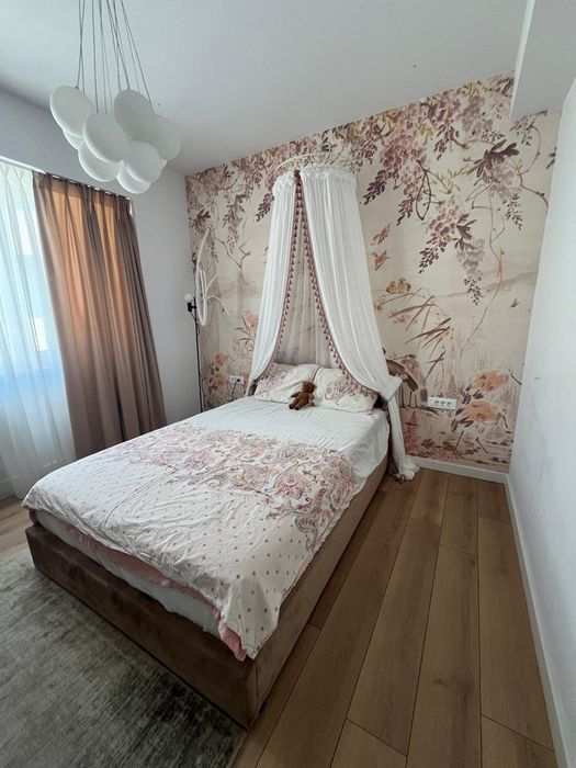 Baldachin dormitor fetita