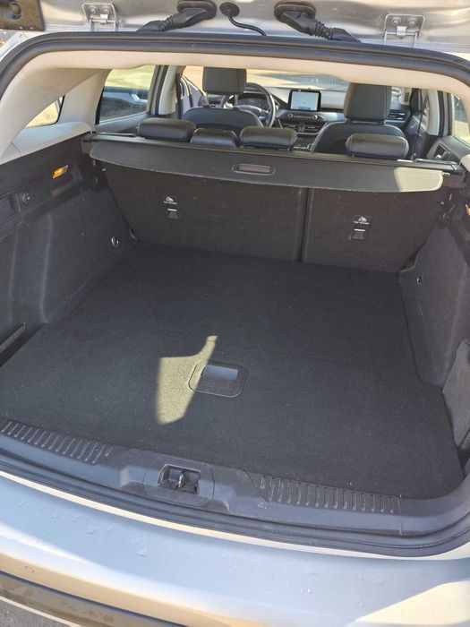 Ford Focus Active 2.0 EcoBlue 150 CP cutie automată 129.500 KM