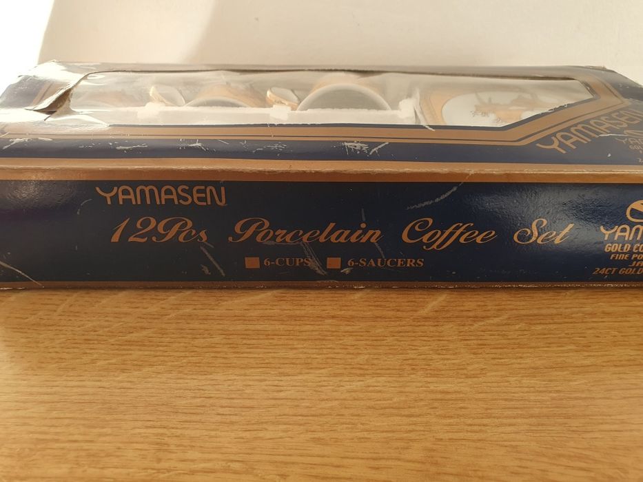 Set 6 cești și farfuriute espresso