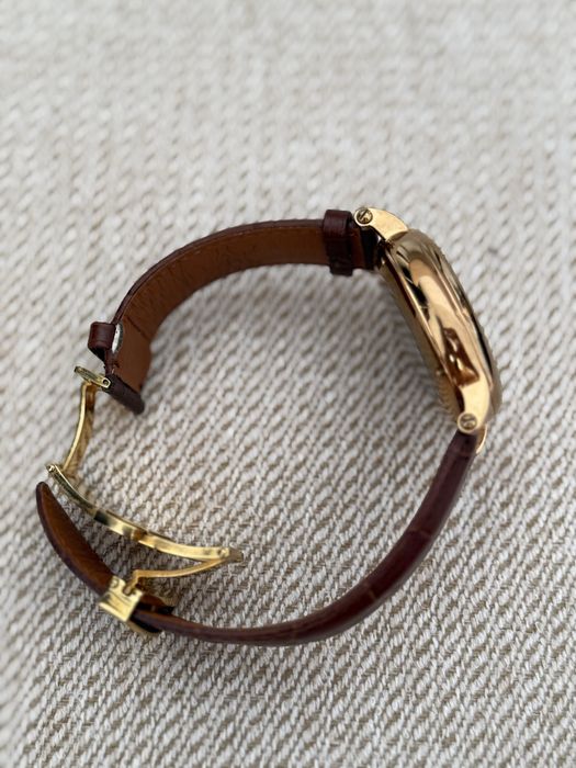 Наручные часы ABYROY watch