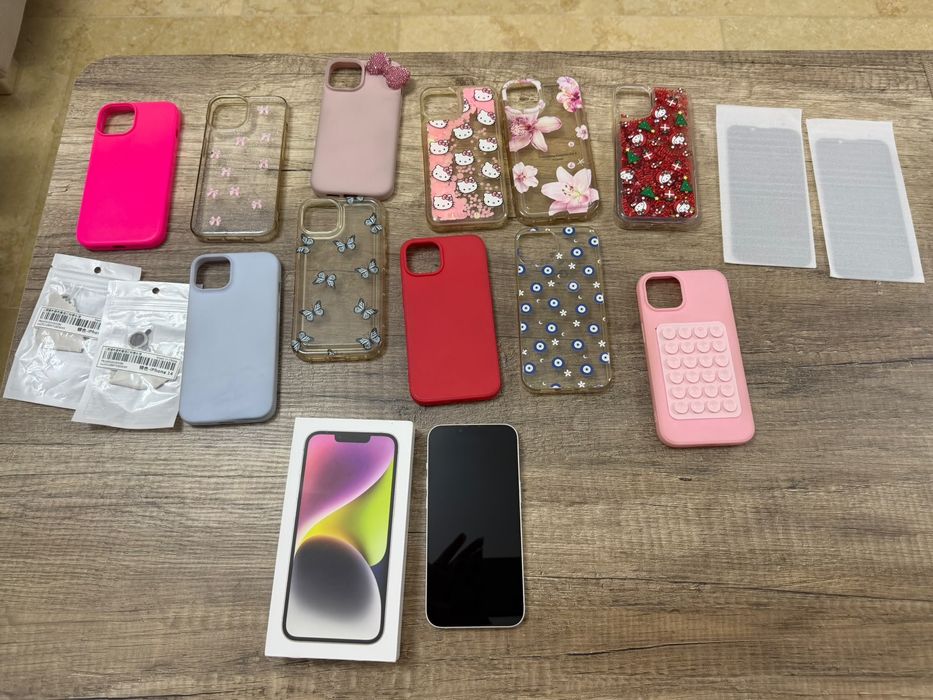 Vând iPhone 14,  128GB, complet funcțional și liber de rețea