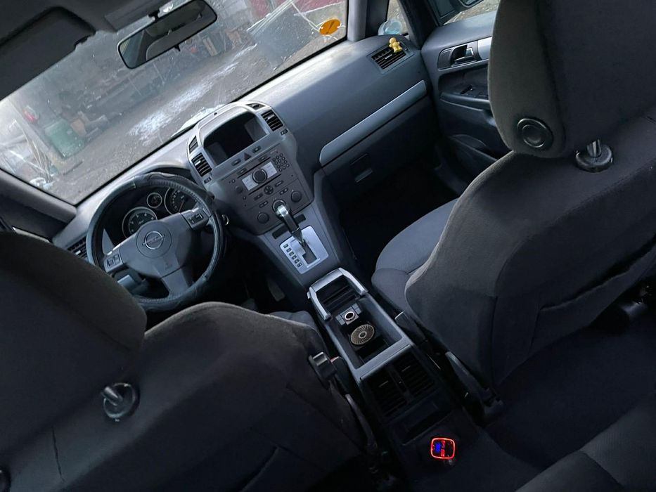 Opel Zafira 1.9-Cutie Automata-7 locuri-Masina spatioasa si fiabila