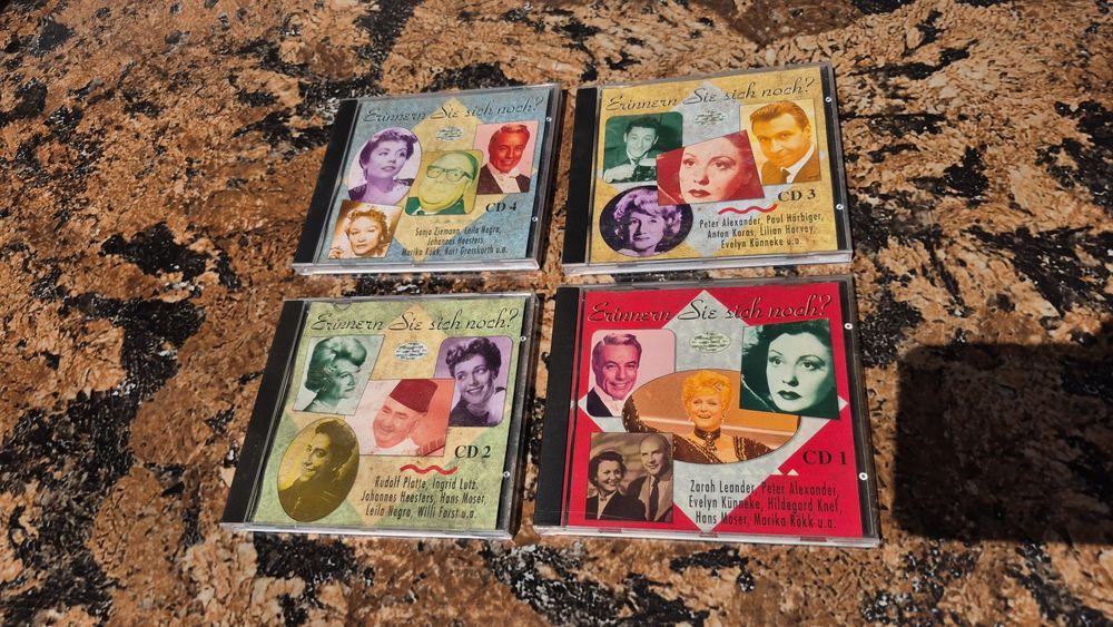 Vând Lot 12 CD cu muzica clasica mixta din colectia Point