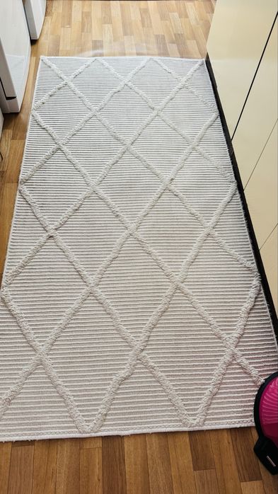 Килими 100х200.