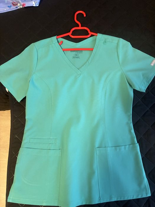 Halate medicale in stare foarte buna.