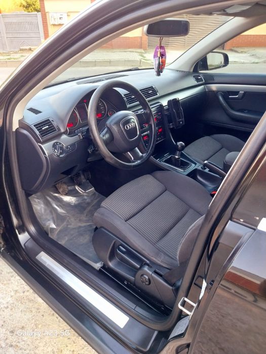 Audi A4 B7 2.0TDI 140cp BLB S - Line