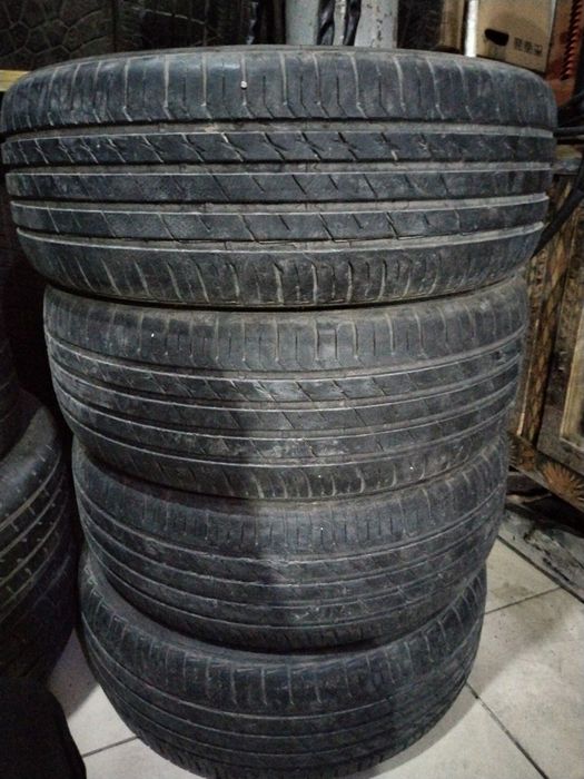 Продам шыны 215/55/18