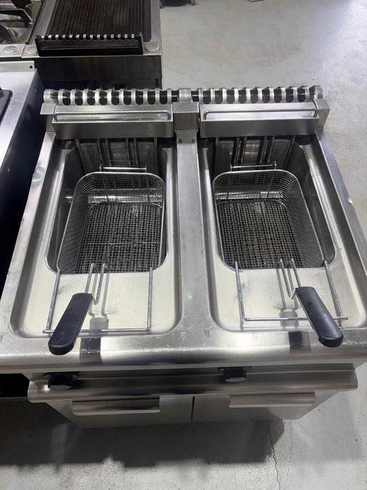 Friteuza electrica Electrolux- 2 x 14 L - 2 cosuri - suport, 380V