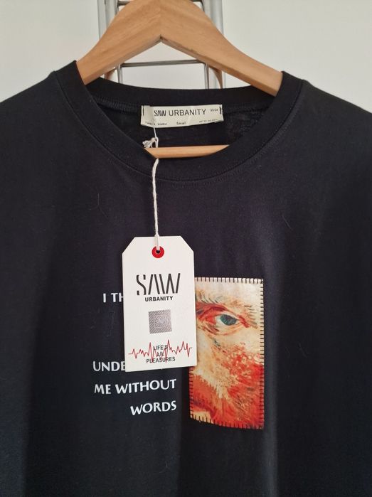 Мъжка тениска VINCENT VAN GOGH размер S M L XL
Най-висок клас материя и
изработка
Размери S M L
Всеки един артикул разполага с QRкод за
проверка за ав