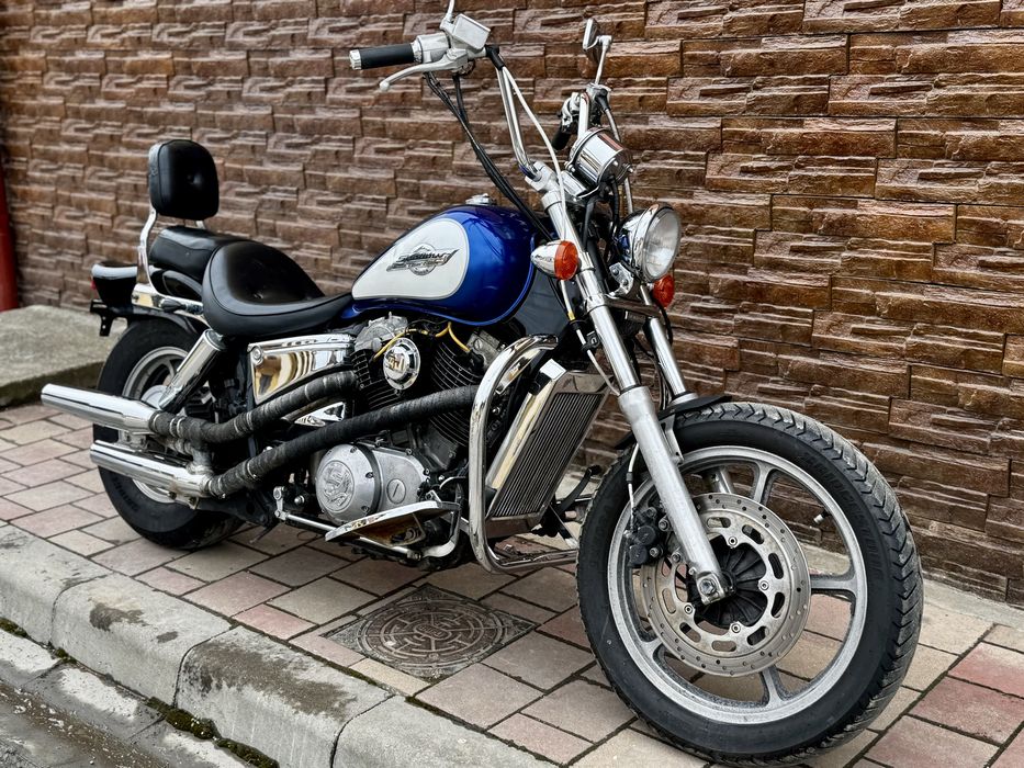 Honda Shadow VT  1100
