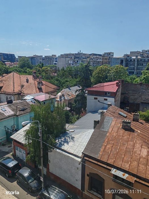 Garsoniera de inchiriat zona Unirii