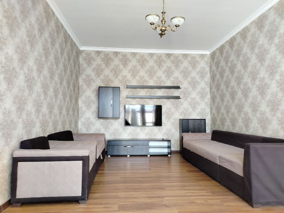 Сдаётся участок 3.5. соток госпитальный рынок