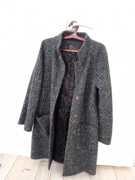 Женское пальто серый