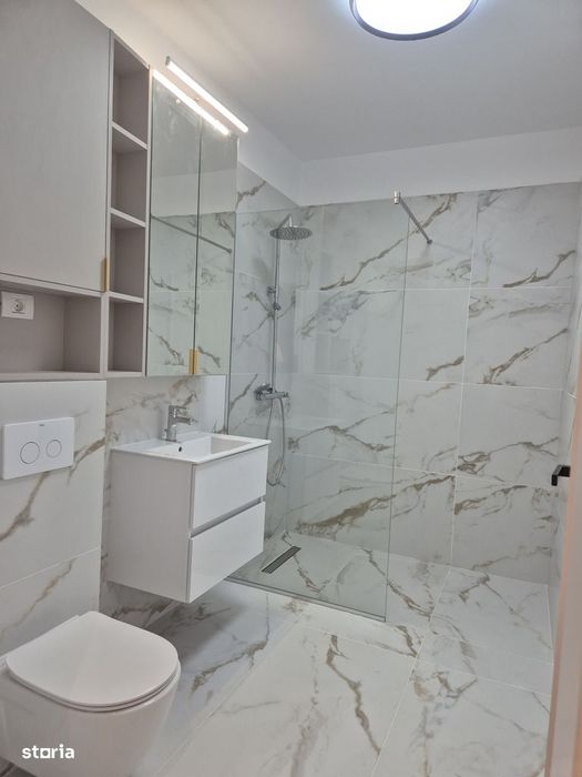 Inchirie apartament 2 camere, loc de parcare, str. 1 Decembrie, Tunari