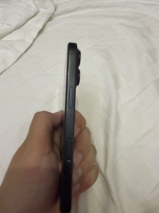 Iphone 16 pro 128 esim