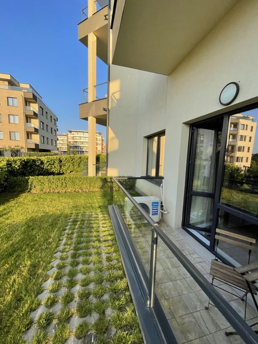 Дава се под наем Двустаен апартамент в ж.Зоопарк - 60 кв.м за 637.5 € - Снимка #1