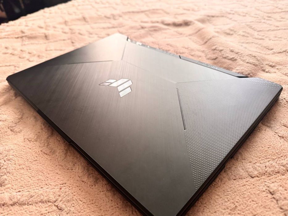 Ноутбук Asus tuf gaming