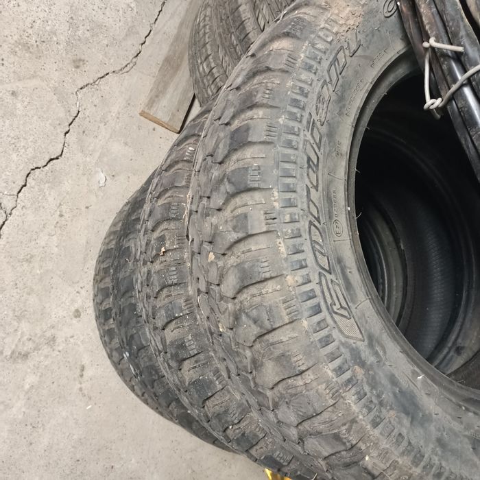 Покрышка для Нива