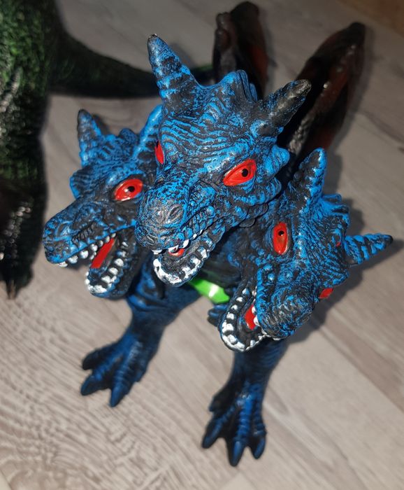 Игрушки динозавры