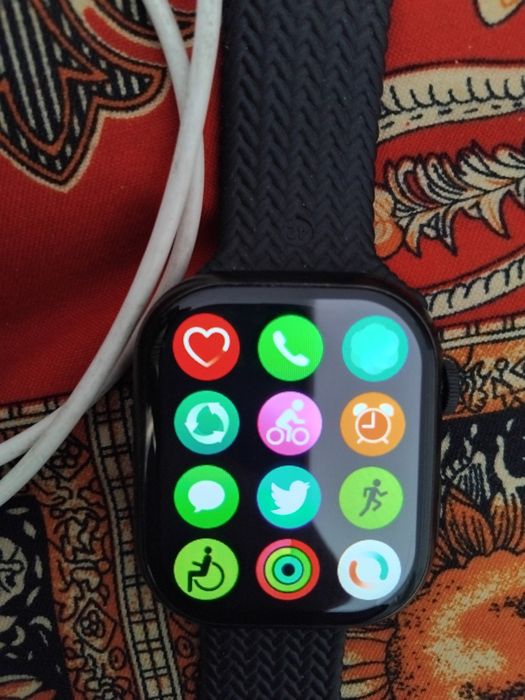 Часы блитуз все работает