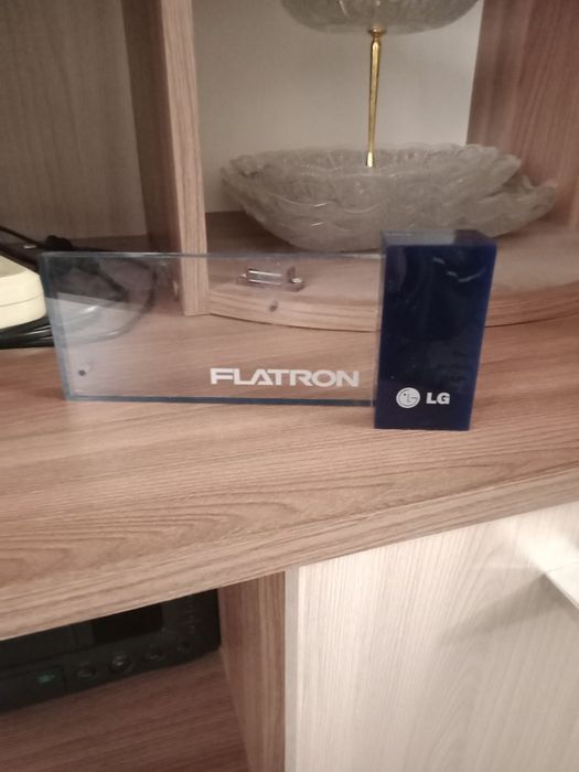 Рекламная планка от"LG".