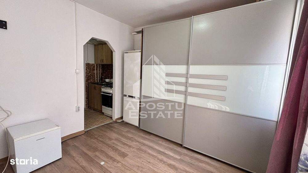 Garsoniera de vânzare la etajul 1 in zona UMT ,Timisoara — fotografia 3