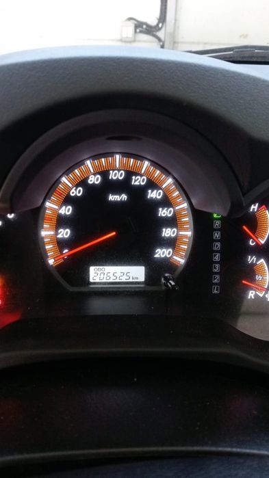 Toyota Hilux 3.0 automat 2015, recent înmatriculat, accept variante +- dif