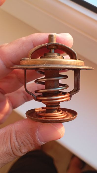 Продам термостат