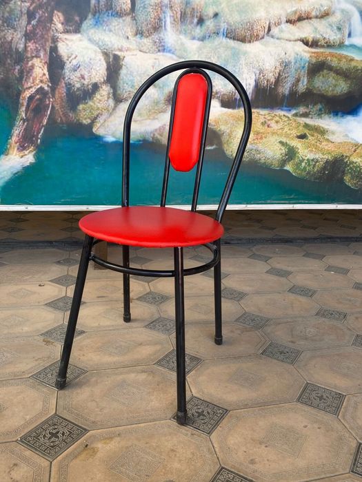 Продам стулья в хорошем состаянии