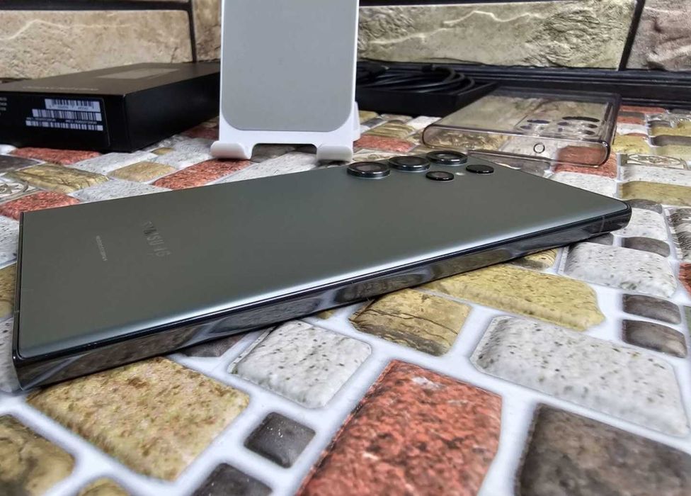 Samsung Galaxy s23 Ultra 12/512gb