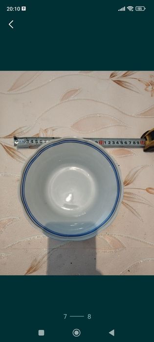 Столовый сервиз .