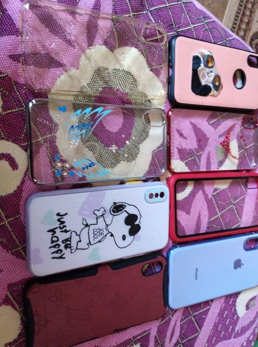 Продам чехлы от Айфона