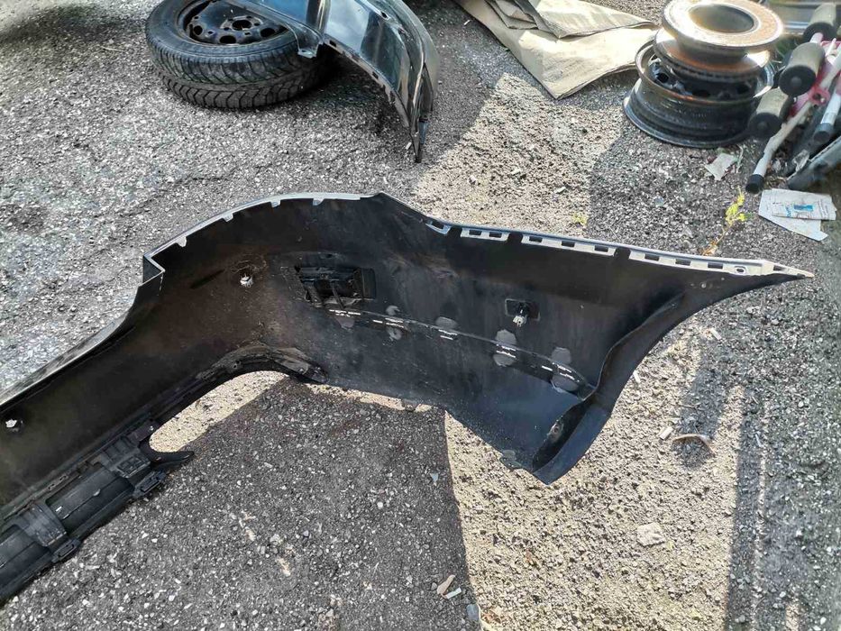 Задна броня Mercedes E 212 sedan