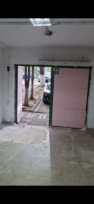 Închiriez garaj Drumul Taberei - zona Valea Argeșului