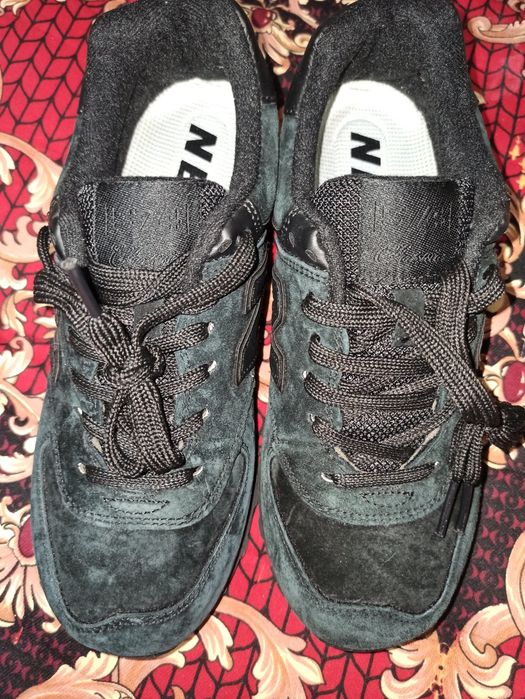 Женская Чёрная спортивная обувь на осень