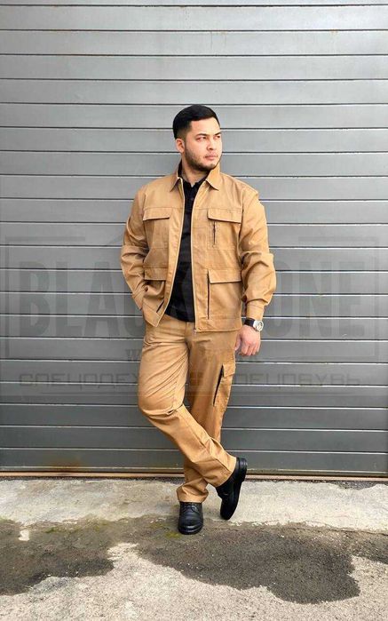 Спецодежда для рабочих строителей